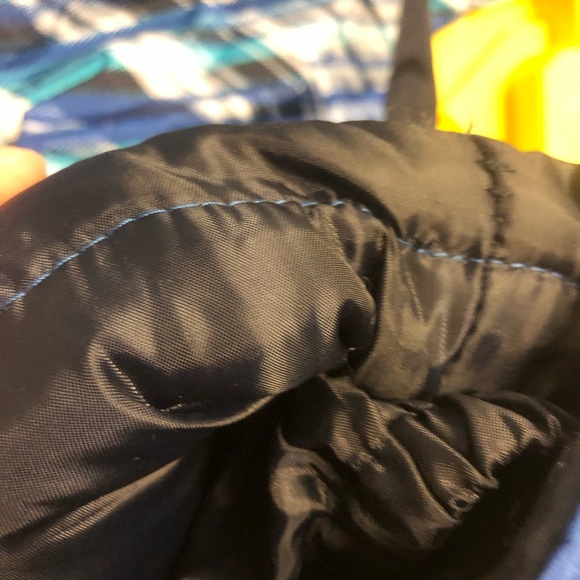 Oshkosh Grow with me snow suit size 2-3T - Picture 4 of 5